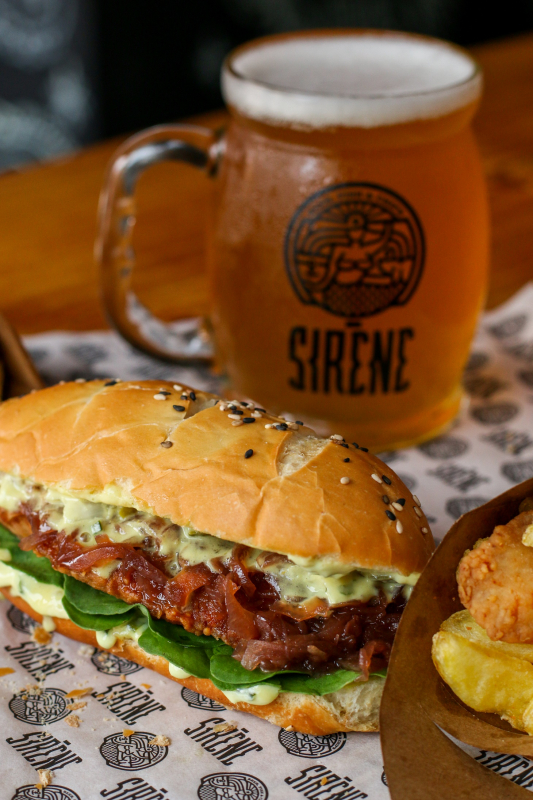 Siréne Sandu do Siréne Fish & Chips